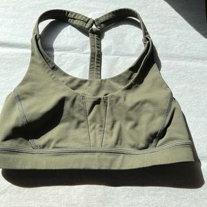 Lululemon Athletica Sports Bra Size 4